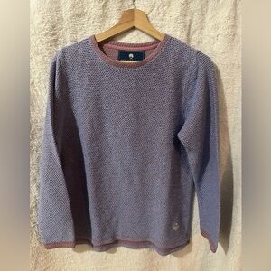 Light knit sweater in 2 tones. Quality cotton and very nice